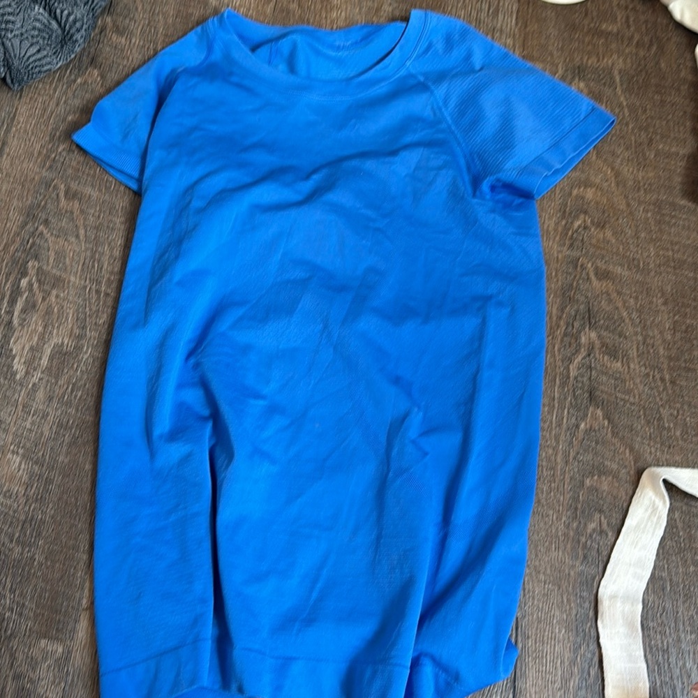 Royal blue swiftly tech